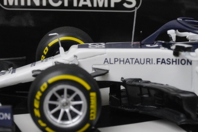 1:43 MINICHAMPS 417209938 Scuderia Alfatauri Honda AT01 Hiroki Kakuda Abu Dhabi Young Driver Test #38 model car