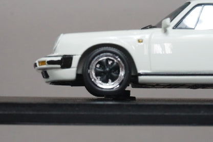 1:43 SPARK MAP02002911 Porsche 911 Carrera 3.2 White