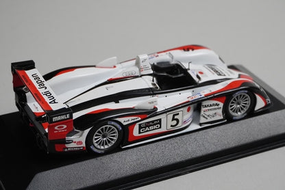 1:43 MINICHAMPS 400041305 Audi R8 24H LM 2004 #5 model car