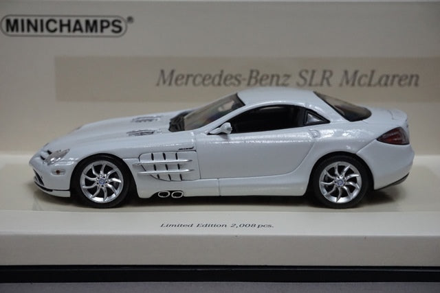 1:43 MINICHAMPS 436033020 Mercedes-Benz SLR McLaren 2004 Linea Bianco No.3