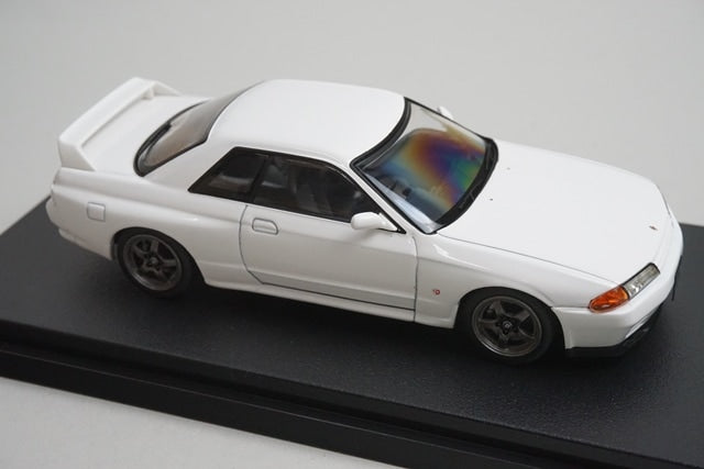 1:43 HPI 8158 Nissan Skyline GT-R (R32) Crystal White model car