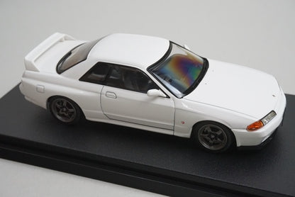 1:43 HPI 8158 Nissan Skyline GT-R (R32) Crystal White model car