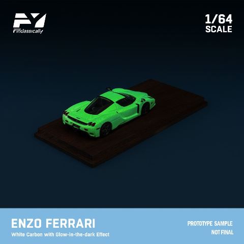 FY64034 Finclassically 1:64 Enzo Luminous White carbon