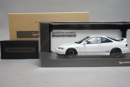 1:18 ignition model IG3055 Honda Integra (DC2) Type R Pearl White