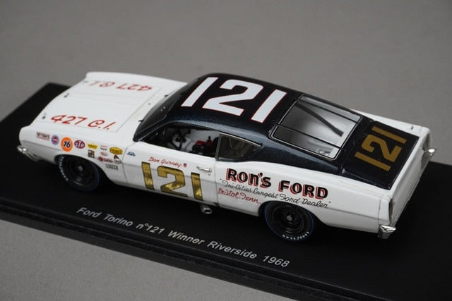 1:43 SPARK S3594 Ford Torino Riverside Winner 1968 #121