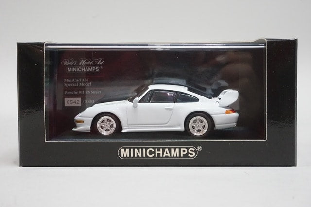 1:43 MINICHAMPS Custom made for miniature car fans: Porsche 911 RS 1995 White