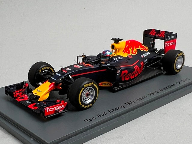 1:43 SPARK S5007 Red Bull Racing TAG Heuer RB12 Australian GP 2016 #3 D. Ricciardo model car