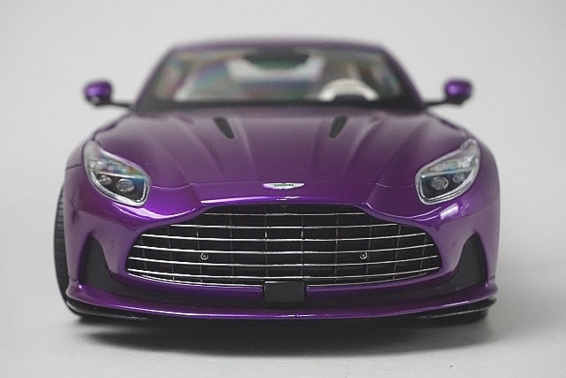 8241221P Xiao Guang MODEL 1:18 Aston Martin DB12 2024 Purple *Interchangeable wheels included