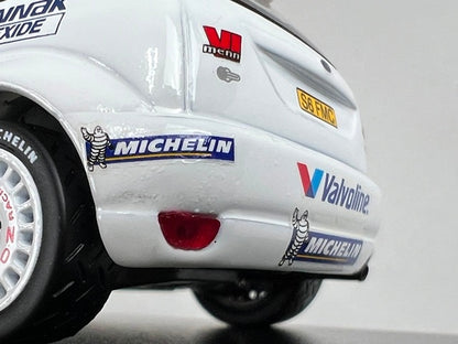 1:43 MINICHAMPS 430008916 Ford Focus WRC Argentina Rally 2000 #16 P. Solberg P. Mills model car