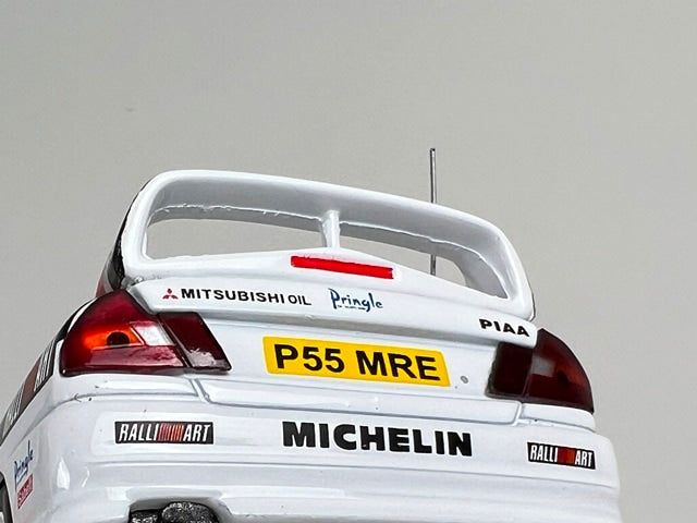 1:43 ixo RAC392LQ Mitsubishi Carisma GT Evolution IV RAC Rally 1997 #2 R. Burns R. Reid model car