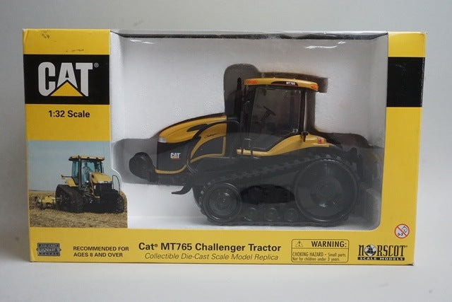 1:32 NORSCOT 55075 Caterpillar CAT MT765 Challenger Tractor model car