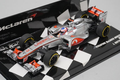 1:43 MINICHAMPS 530124303 McLaren Mercedes MP4-27 2012 #3 model car