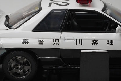 1:18 KYOSHO 08366A Nissan Skyline GT-R Police #502 model car
