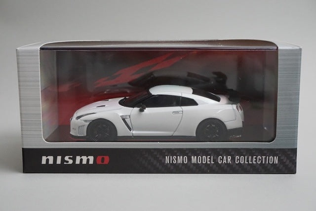 1:43 EBBRO KWAM022079 Dealer Custom Nissan GT-R Nismo White model car
