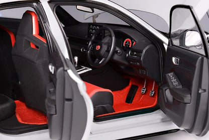 M85305 MOTORHELIX 1:18 Scale Honda Civic Type R (FL5) Sonic Gray Pearl