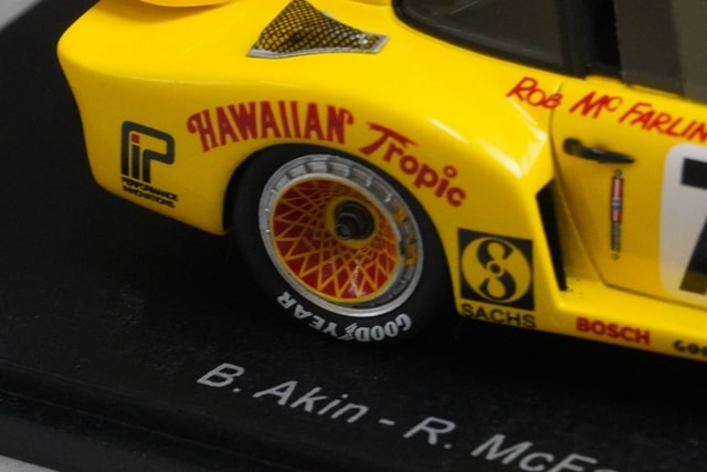 1:43 SPARK S2016 Porsche 935 Le Mans 1979 #71 model car