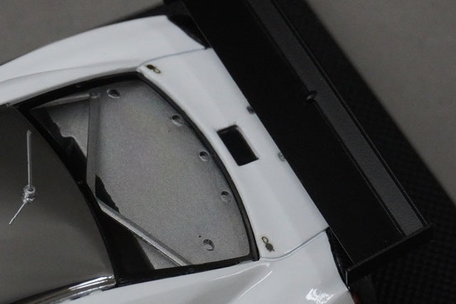 1:43 EBBRO 44318 Nissan GT-R GT1 Fuji 2010 #2 Shakedown model car