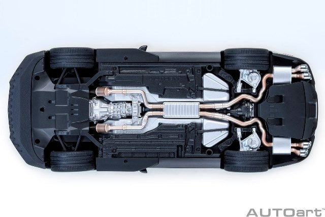 [ Pre-order ] 73096 AUTOart 1:18 Ford Mustang Shelby GT500 (Silver with Black Stripes)