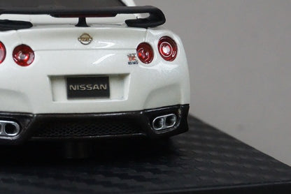 1:43 HPI 8438 Nissan GT-R (R35) SpecV Brilliant White Pearl