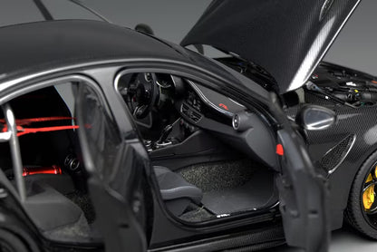 [ Pre-order ] M89013 MOTORHELIX 1:18 Alfa Romeo Giulia GTAm Carbon Fiber