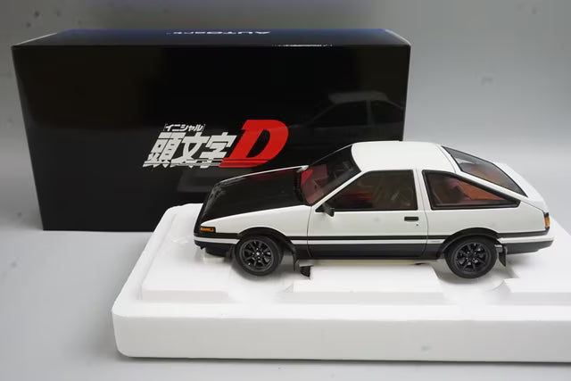 1:18 AUTOart 78786 Toyota Sprinter Trueno (AE86) Initial D Project D Final Version