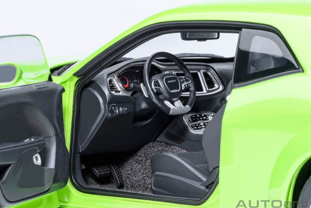 [ Pre-order ] 71769 AUTOart 1:18 Dodge Challenger SRT Super Stock 2023 (Metallic Lime Green <SUBLIME>)