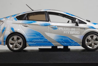 1:43 KYOSHO JC61003PG J Collection Custom Toyota New Prius Plug-in Silver/Blue