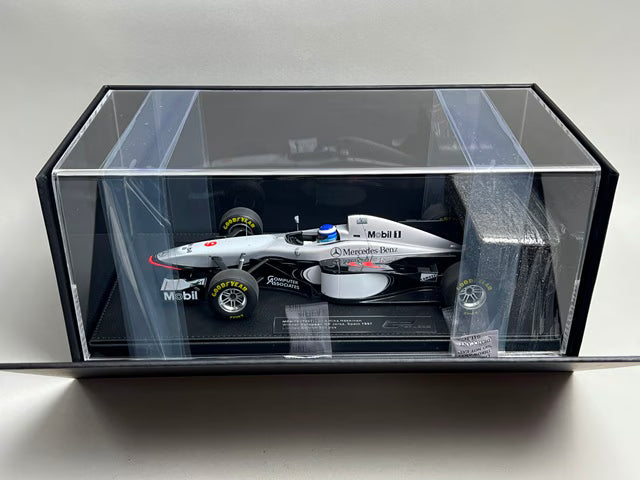 1:18 TOPMARQUES GP REPLICAS GP110AWD McLaren MP4/12 (1997) Winner European GP Jerez, Spain 1997 M. Hakkinen #9
