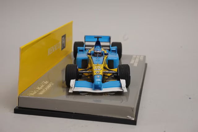 1:43 MINICHAMPS 400020085 Renault F1 Team Launch Version 2002 J. Button #15