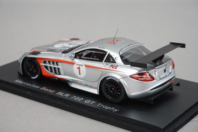 1:43 SPARK S1027 Mercedes Benz SLR 722 GT Trophy #1 model car