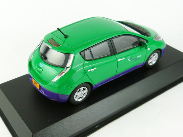 [ Back-order ] Tiny ATC43008 1:43 Nissan Leaf Hong Kong Post model car