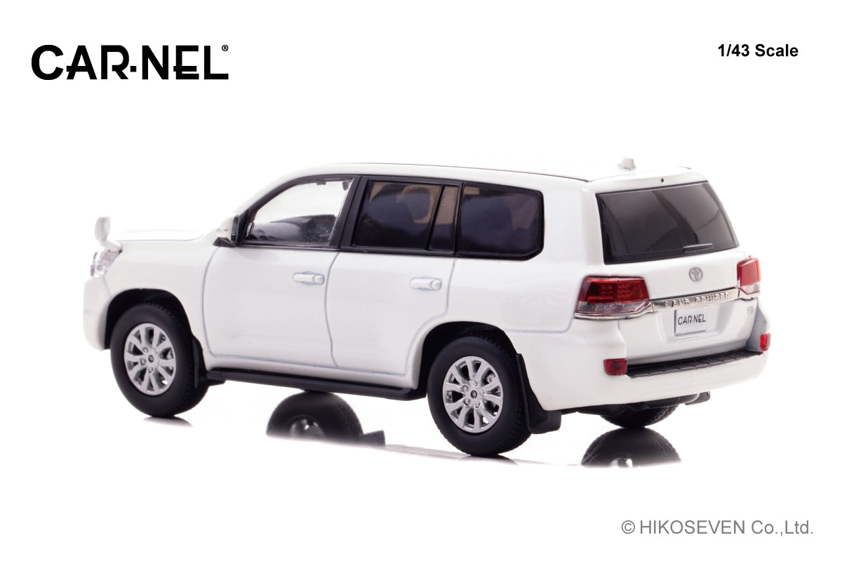 [ Back-order ] CAR-NEL CN431504 1:43 Toyota Land Cruiser AX G selection URJ202 2015 White Pearl Crystal Shine model car