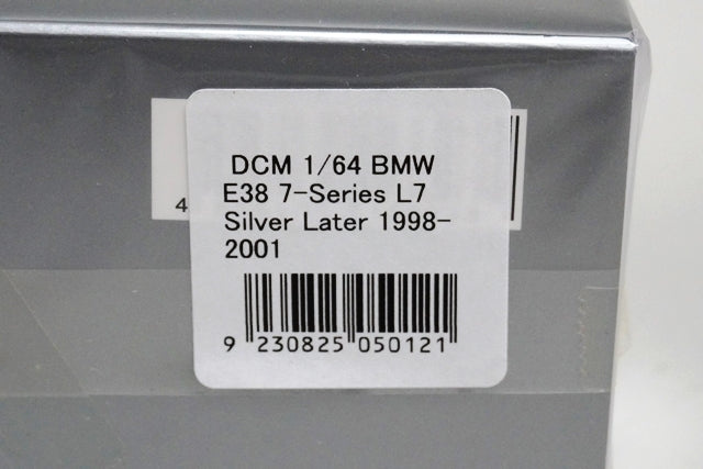 DCM 1:64 BMW E38 7-Series L7 Silver Later 1998-2001