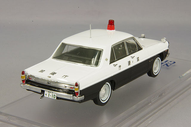 [ Back-order ] ENIF ENIF0038 1:43 Nissan Gloria (PA30) Patrol Car 1968 Metropolitan Police Department