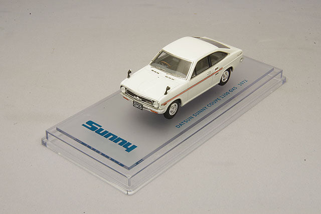 [ Back-order ] ENIF ENIF0048 1:43 Nissan Sunny 1200 GX5 Coupe 1972 White