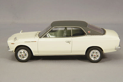 [ Back-order ] ENIF ENIF0053 1:43 Nissan Laurel 2000GX 2door hardtop 1970 Irvine White leather top