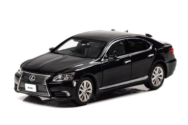 [ Back-order ] RAI'S H7431502 1:43 Lexus LS460 2015 Police Headquarters Executive Command Vehicle