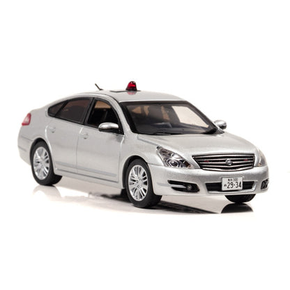 [ Back-order ] RAI'S H7431503 1:43 Nissan Teana 250XV (J32) 2015 Tottori Prefectural Police Traffic Department Traffic Riot Police Vehicle (Masked Silver)