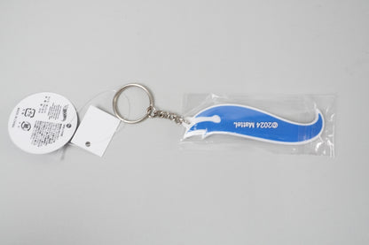 HWU69095 Hot Wheels Rubber Keychain White x Blue