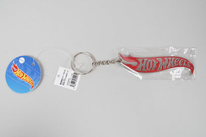 HWU69097 Hot Wheels Metal Keychain Red