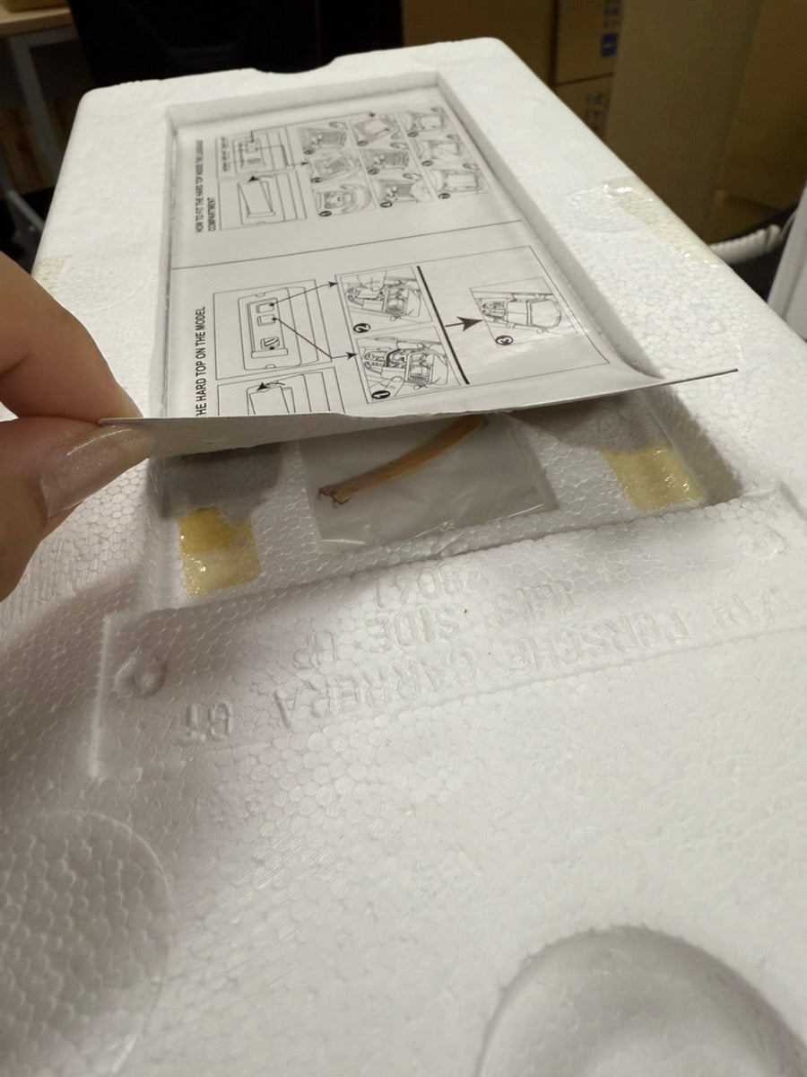 1:18 AUTOart 78041 Porsche Carrera GT Silver model car