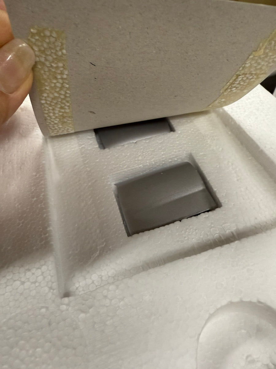 1:18 AUTOart 78041 Porsche Carrera GT Silver model car