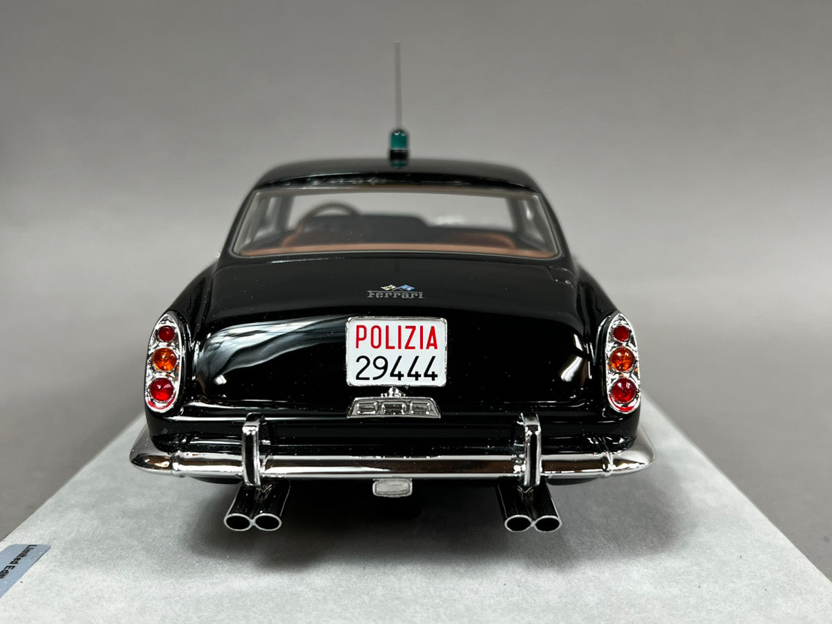 TM18-102C Technomodel 1:18 Ferrari 250 GTE 2+2 1962 Rome Police Panther