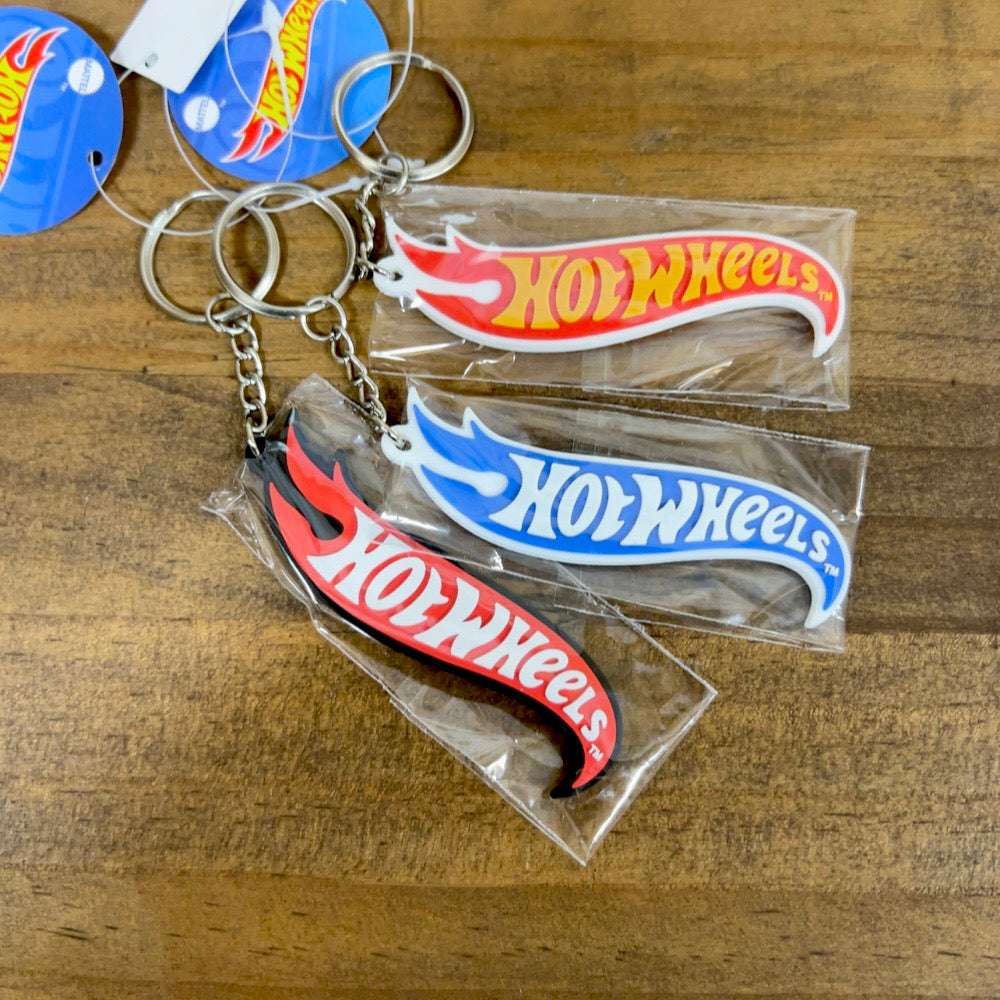 HWU69095 Hot Wheels Rubber Keychain White x Blue