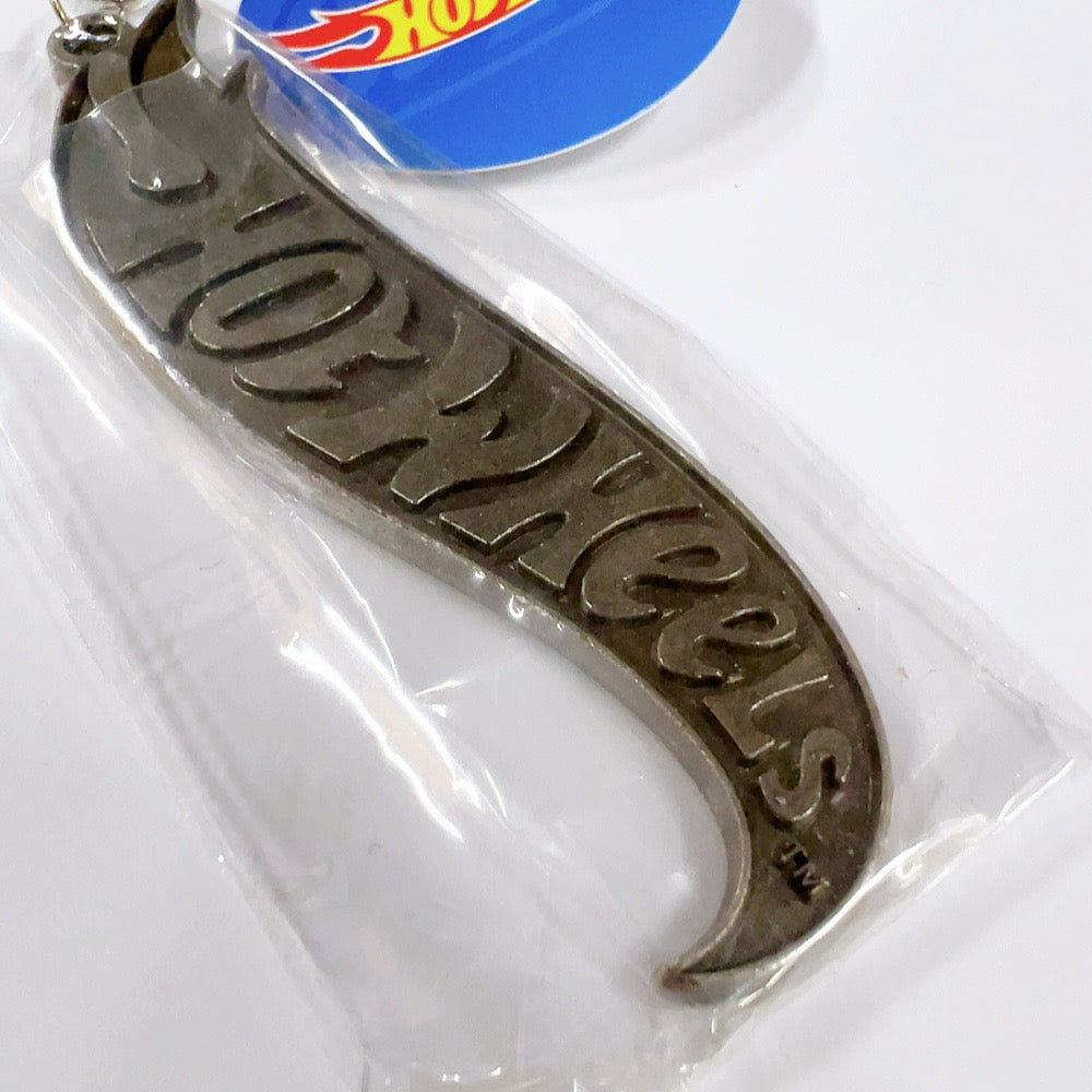 HWU87590 Hot Wheels Metal Keychain VSV 8cm Vintage Silver