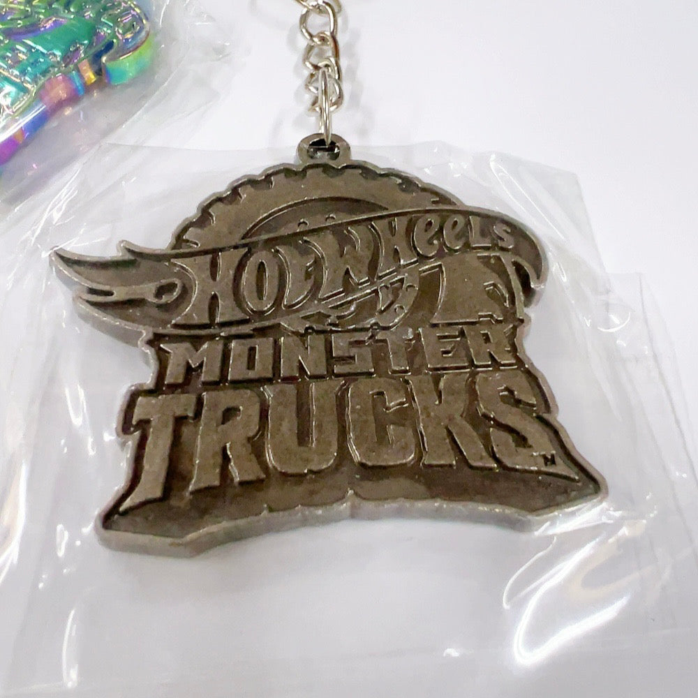 HWU87592 Hot Wheels Metal Keychain Monster Truck VSV Vintage Silver