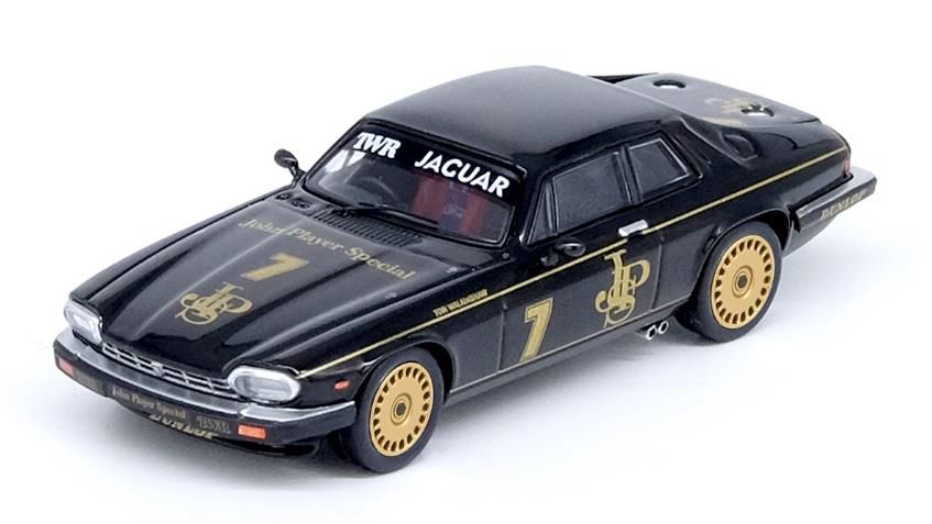 [ Back-order ]  INNO Models IN64-XJS-MGP22JPS 1:64 Jaguar XJ-S #7 "John Player Special" Macau Gear Race 1984