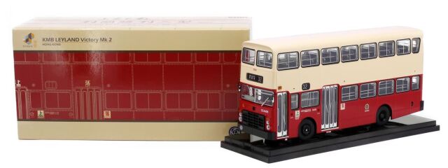 [ Back-order ] Tiny KMB2020074 1:43 Leyland Victory Mk.2 KMB Beige/Red model car