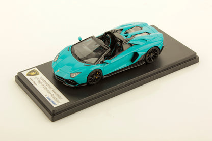 LS532F LookSmart 1:43 Lamborghini Aventador Ultimae Roadster Blu Glauco