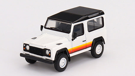 [ Back-order ] TSM MINI-GT MGT00378-L 1:64 Land Rover Defender 90 Wagon White LHD model car